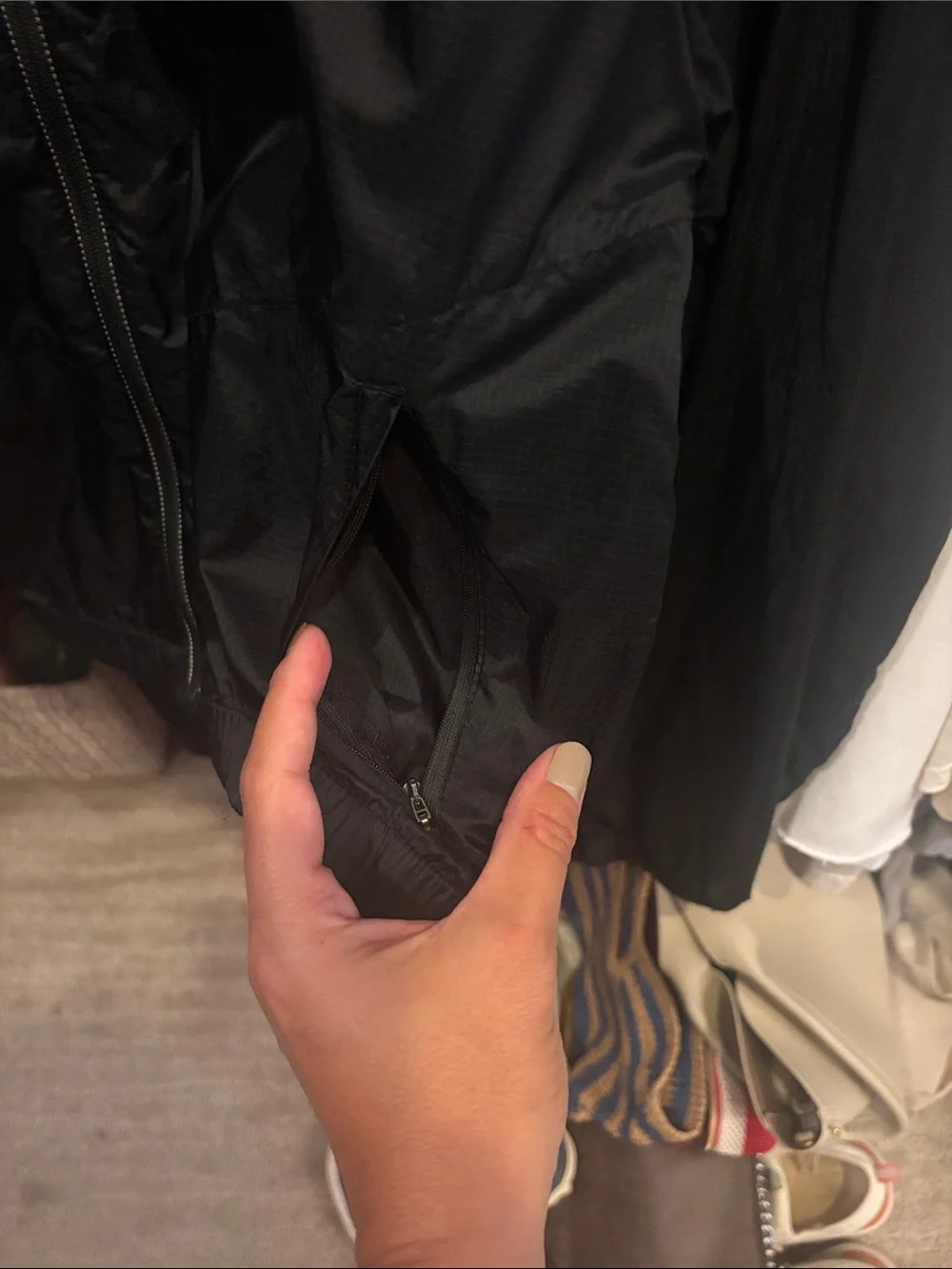 Nike Women's Black Lightweight Zip-Up Jacket